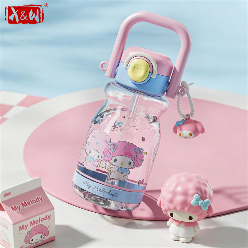 Outdoor Kid Friendly - X&W Sanrio Kuromi Wasserbecher 650ML Sanrio